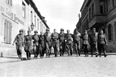 Alliierte Truppen in Torgau 1945, Foto: Bundesarchiv, Bild 183-1985-0531-314 / Connon, Jack / CC BY-SA 3.0